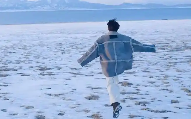 陈浚铭晒tfboys签名照##咪咕热点站