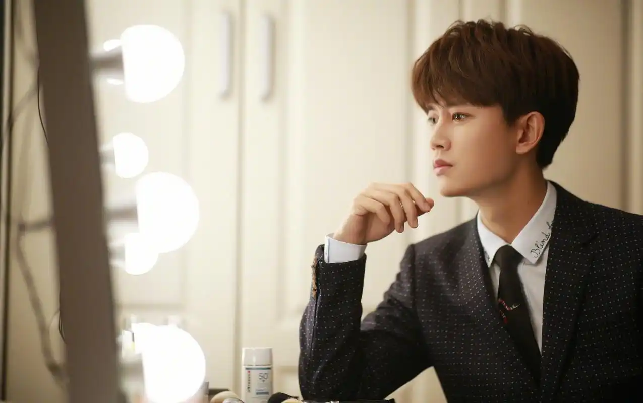 王鹤棣肖战王一博吴磊侯明昊李现任嘉伦…下半年谁会爆红?