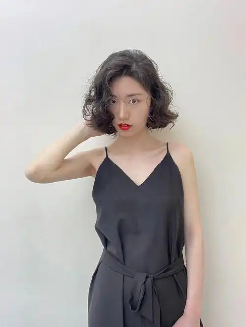 短发复古风|||氛围感港风烫发发型