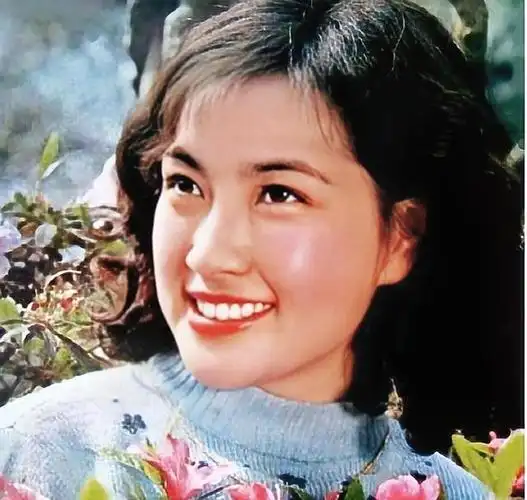 刘晓庆年轻时候的照片真的是貌美如花