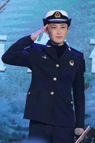 张涵予"嫉妒"蛟龙小队受虐 黄景瑜杜江爆料海清