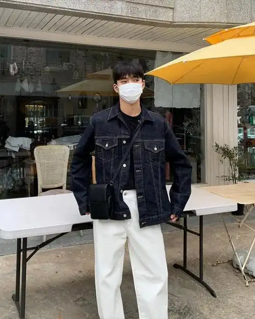 瘦竹竿男生秋天怎么穿好看4套潮流有型的搭配跟着穿很帅