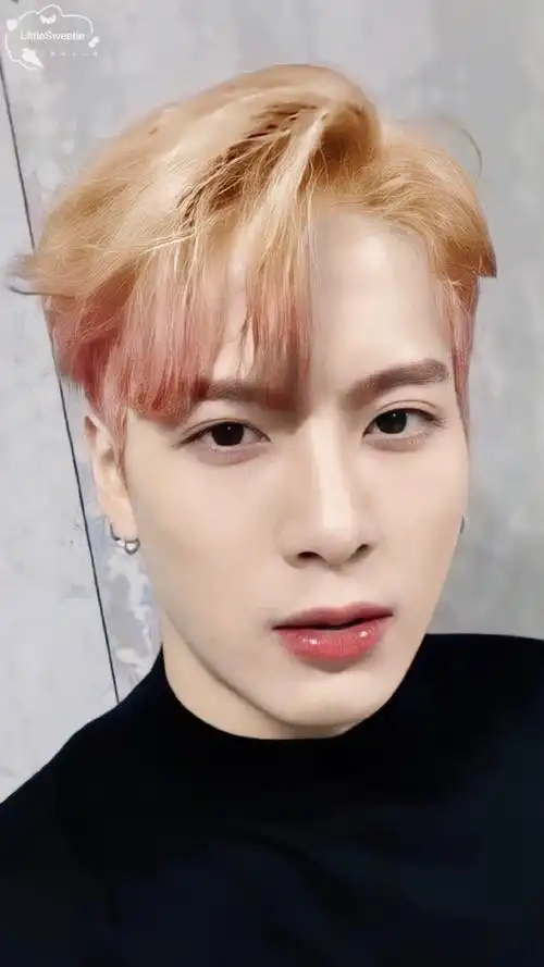 王嘉尔头发到底是什么颜色##王嘉尔神仙颜值