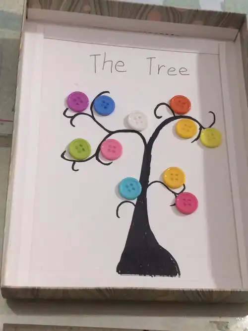 第四周手工作品-纽扣作画