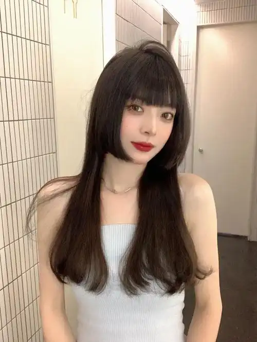 女生最显老的4款发型!求你千万别再留了!