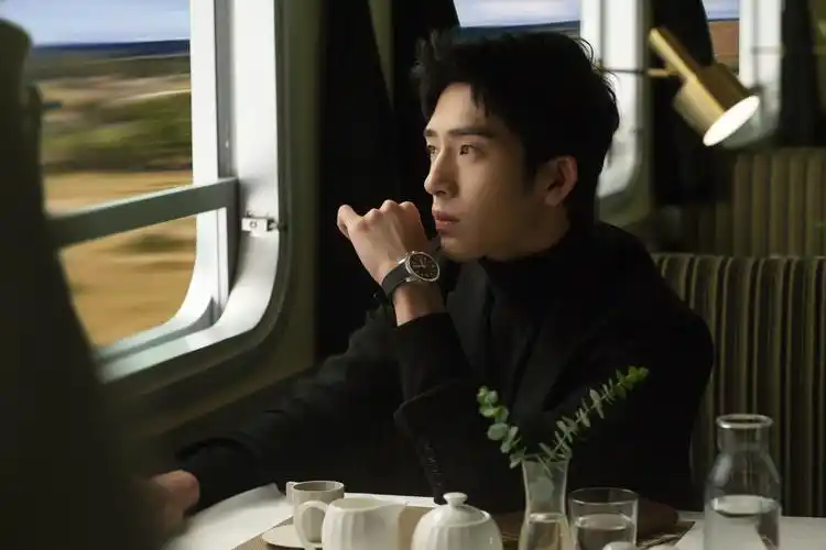 井柏然携手积家感悟时光魅力正式成为全新品牌大使