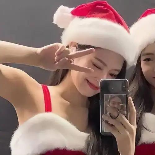 jisoojennie头像