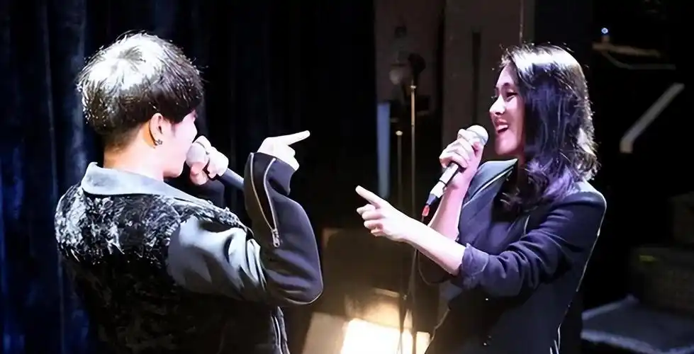 张碧晨和华晨宇的"较量",孩子4岁了,才明白她的"明智"