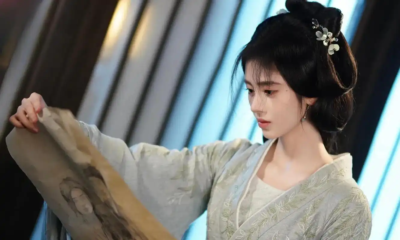 古装探案新风尚,鞠婧祎饰演恶女上官芷惊艳全场!