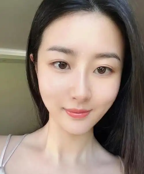 女生有必要知道的四个"护肤小技巧":坚持下去,皮肤更水嫩光滑