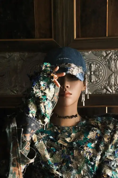 刘雨昕高定民族大片