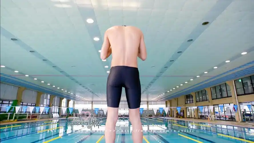 举重妖精金福珠南柱赫性感剧照图片