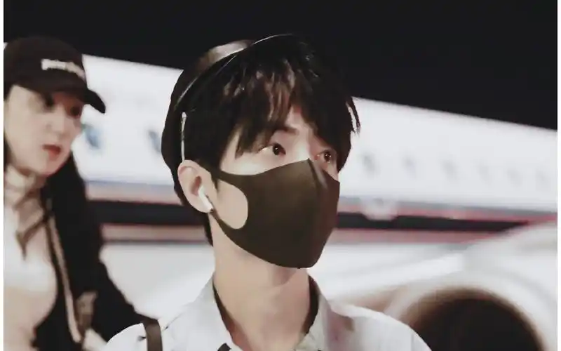 肖战戴贝雷帽,帽子衣橱 1