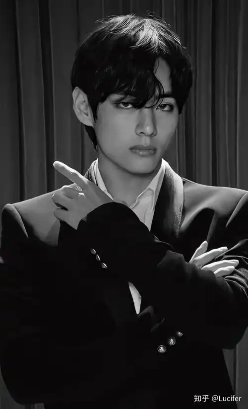 超级喜欢黑发金泰亨,大家可以分享一些没有水印的图片吗?收藏?