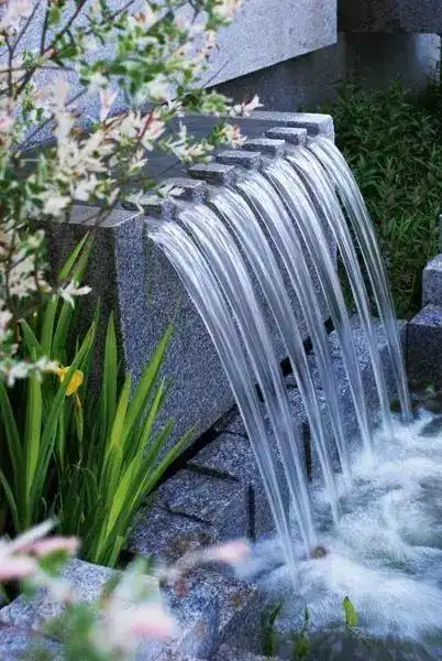 遇见景观遇见一处跌水