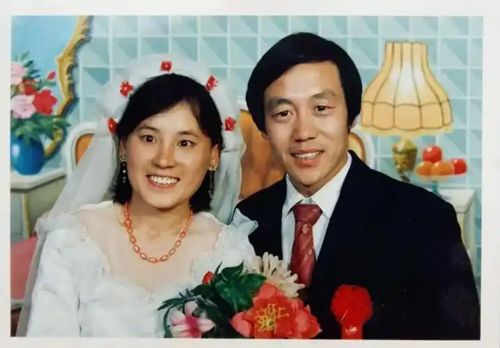 这样的结婚照你家有吗发过来小北免费为你重新拍一次