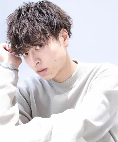 男生空气纹理烫 帅气清爽超有型_男生烫发 - 美发站