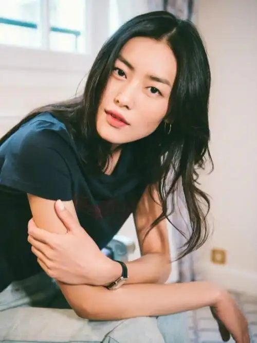 今天我们来说一说,大表姐刘雯到底美不美?