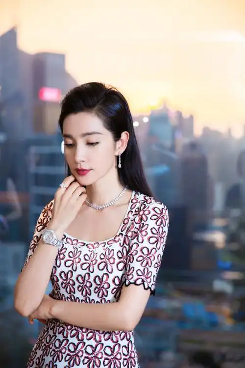 李冰冰优雅性感写真图片