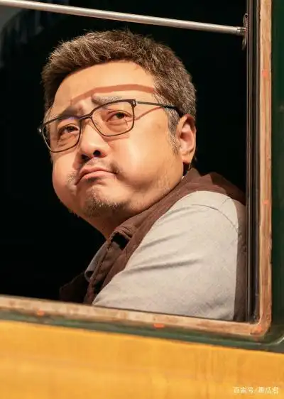 春节档电影再起波澜,陈思诚暗指徐峥折损同行,各方宣传冷嘲暗讽