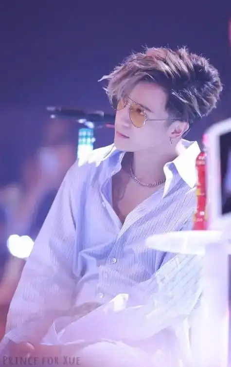 薛yyds薛之谦图片