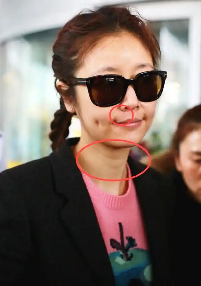 43岁林心如出席春晚最后彩排,法令纹抢镜!曾经的女神都老了?