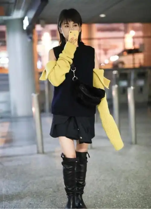 王子文身材真好穿靴子腿太细撑不满靴口太让人羡慕