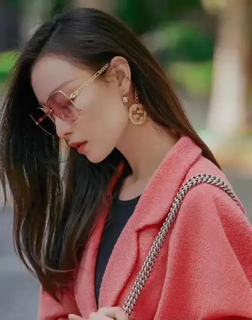 倪妮同款#gucci  迷链系列墨镜作为gucci的形象大使,倪妮真的是公认的