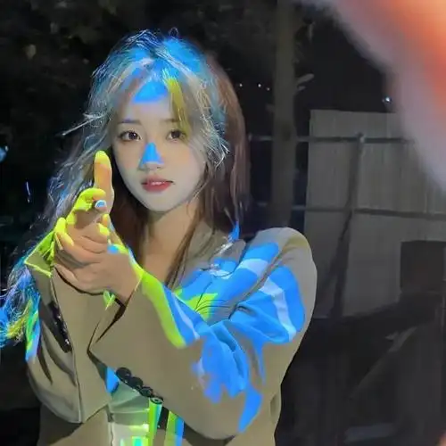 一组惊艳世俗的女生头像,请签收 - 知乎