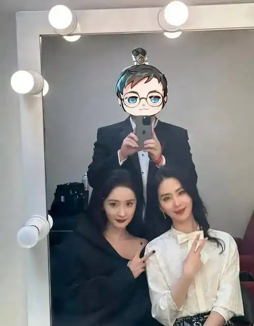 杨幂带35万配饰抢镜,杨颖身高有"秘诀"_刘诗诗_佟丽娅_时尚