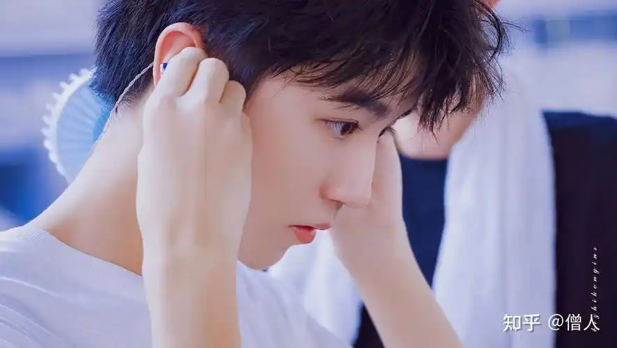 有没有王俊凯的电脑壁纸要横的