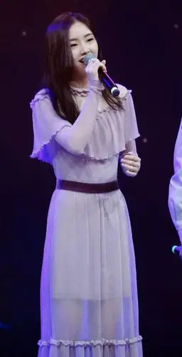 歌手郭沁红豆泪正式上线扎实唱功演绎古风唯美