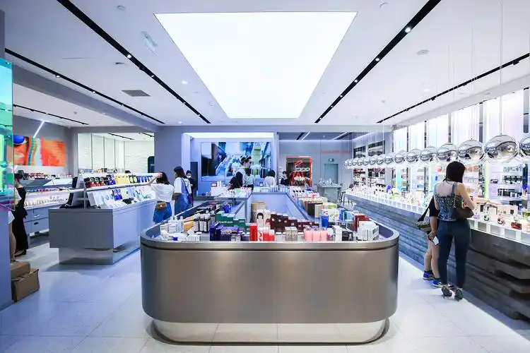 化妆品集合店-afiona妍丽》南宁万象城