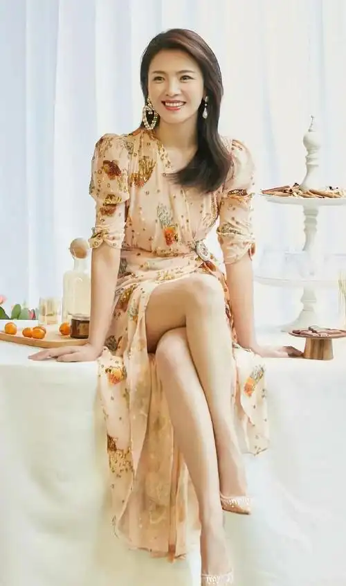 女人味十足的刘涛