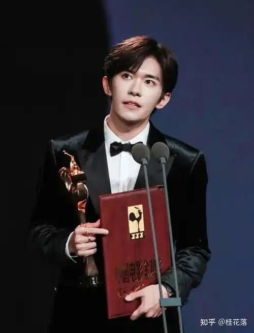 如何看待易烊千玺二提金鸡奖最佳男主角?