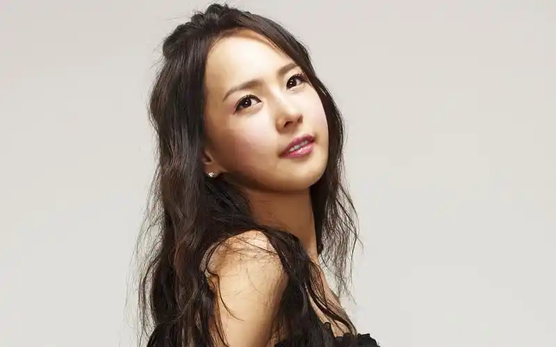 白智英主题壁纸