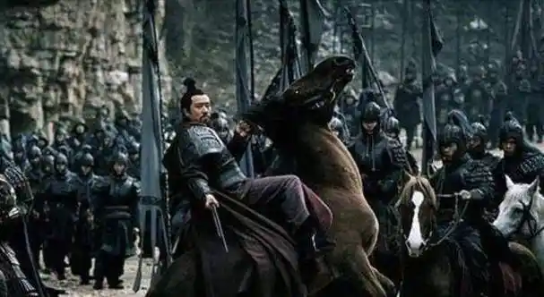 家喻户晓此女子是刘备之妻刘禅之母,背后或许有草蛇