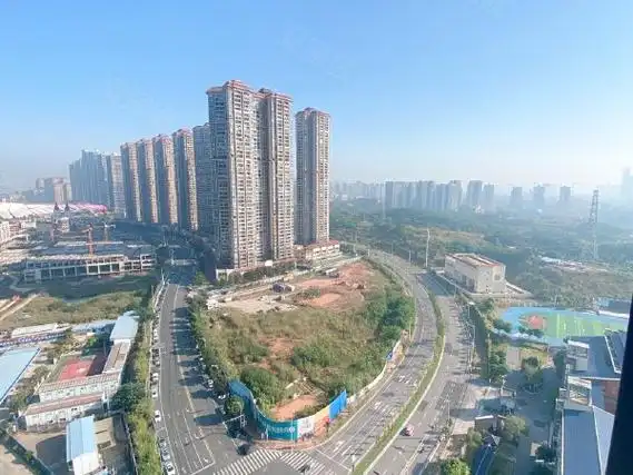 南宁良庆良庆镇天誉创客城二组团地铁口.复式房.天誉城一房一厅.