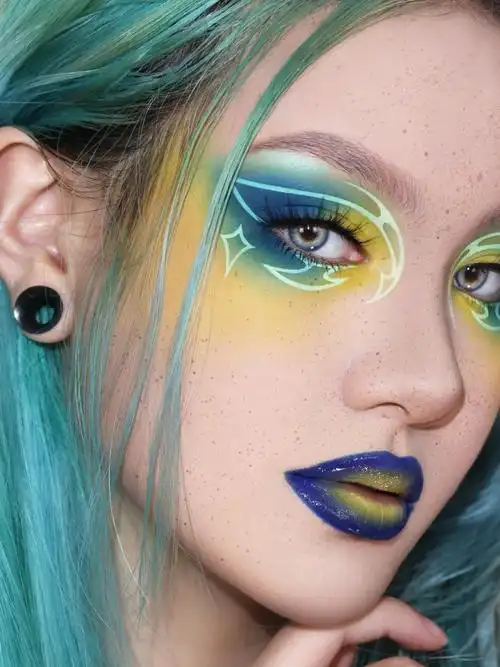 眼妆教程丛林系黄蓝撞色雀斑创意妆