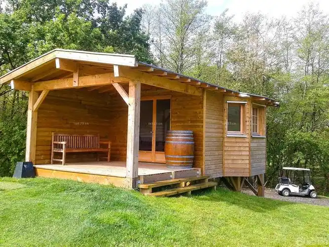 农村自建木屋别墅外观实景图片