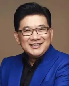 曹可凡 简历 - 名人简历