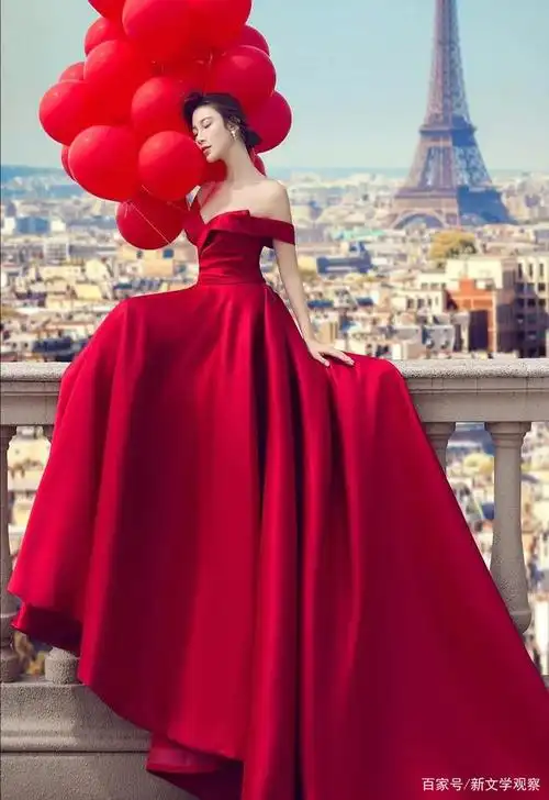 拍婚纱照里的红色运用