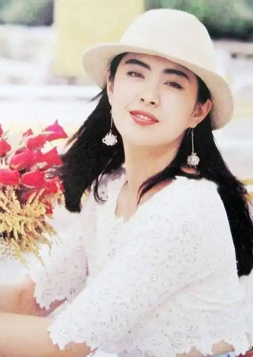 年轻时的王祖贤有多美?看完这些图你就知道了_满园_青蛇_上海