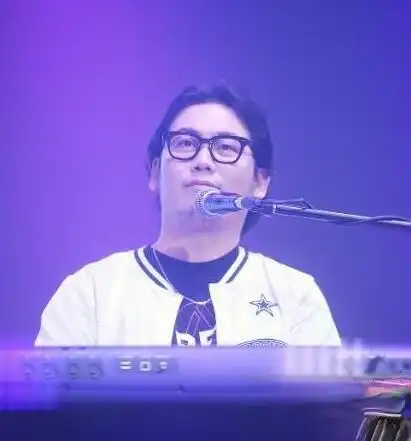 摩登兄弟发型适合自己就是帅