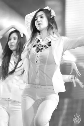 yuri°「140417图图」140322 越南 hec 饭拍 yuri 7p【venizz】_权