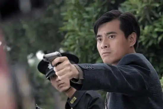 近日,新版电视剧《侬本多情》正在全国热播