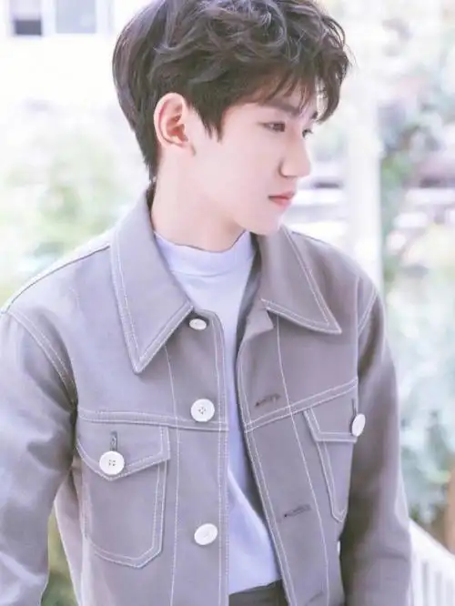 宝藏男孩王源  祝源源二十一岁生日快乐9898