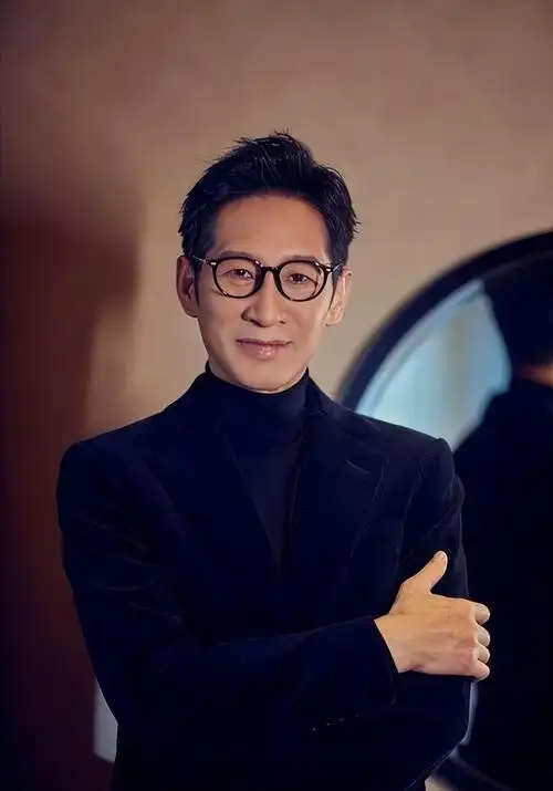 回顾一级演员王劲松傅彪的一句话点醒了我才有了我如今的成就