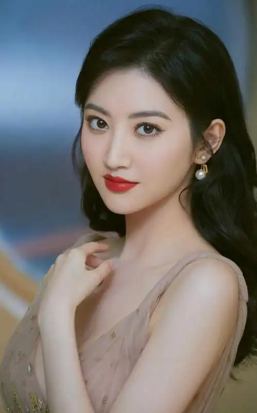 40岁女人看上去像60岁大妈这3点真的太毁颜值看看你有没有