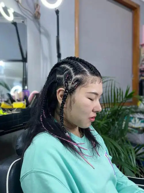 基础款单颗爱心地垄沟让你的辫子多点色彩